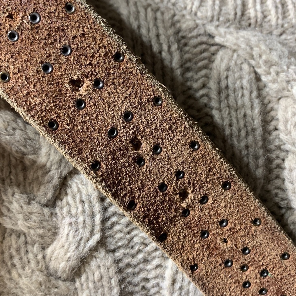 Lucky brand brown leather embroidered studded bohemian belt size medium - Picture 11 of 12